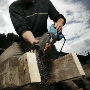 Пила шабельна Makita JR3070CT